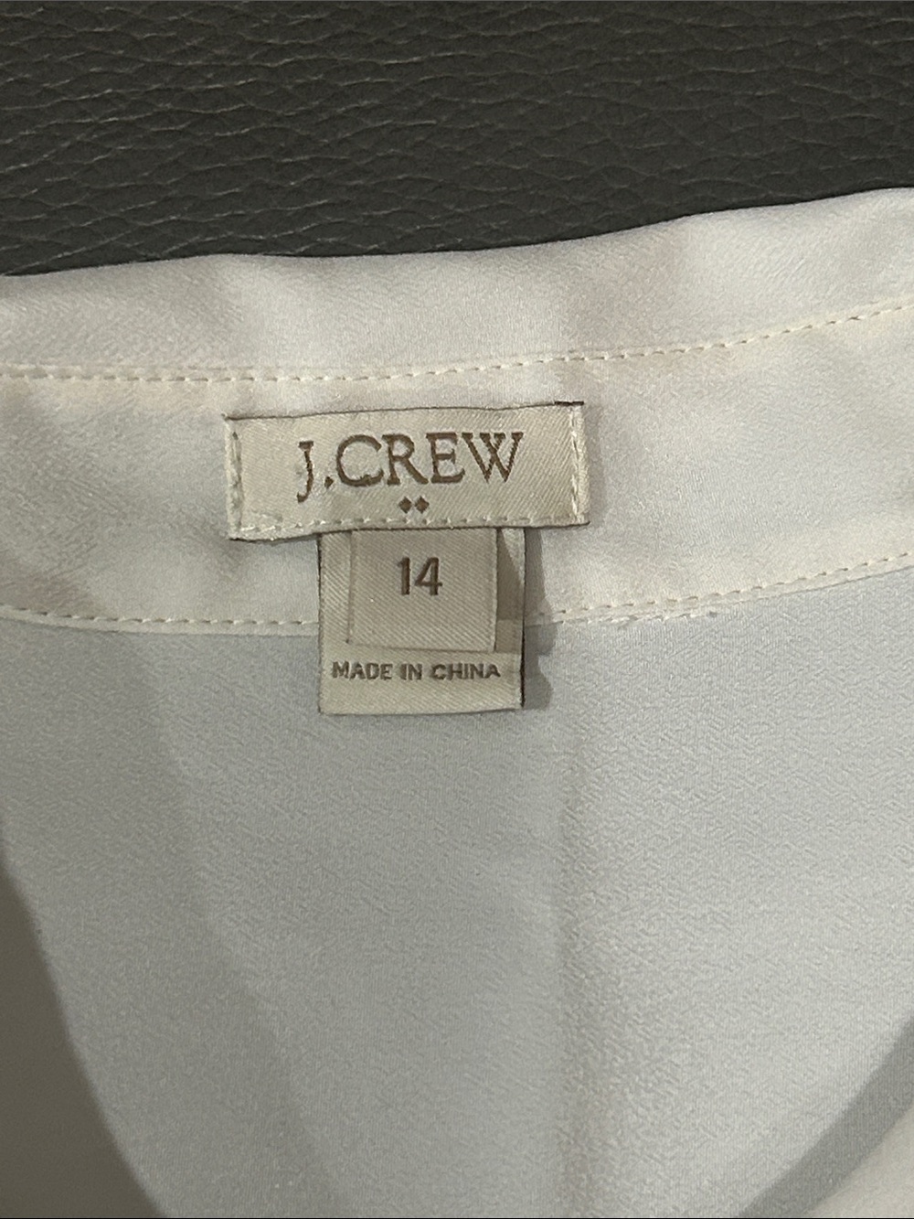 J. Crew Sleeveless White Hidden Button-Front Blouse sz 14 - Picture 2 of 5
